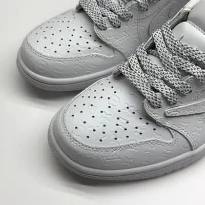 نایک ایر جردن وان لو تراویس اسکات لویی ویتون NIKE AIR JORDAN 1 LOW TRAVIS SCOTT X LOUIS VUITTON