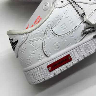 نایک ایر جردن وان لو تراویس اسکات لویی ویتون NIKE AIR JORDAN 1 LOW TRAVIS SCOTT X LOUIS VUITTON