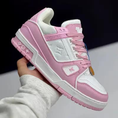 لویی ویتون ترینر سفید صورتی LOUIS VUITTON TRAINER