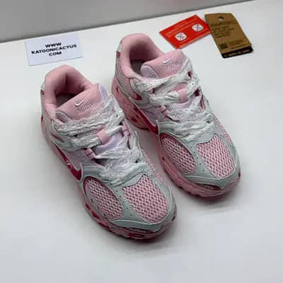 نایک وی فایو آر ان آر صورتی NIKE V5 RNR