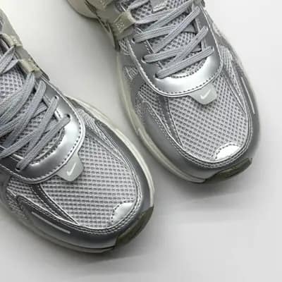 نایک وی تو کی ماچا NIKE V2K