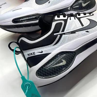 نایک ایر زوم وینفلو وی تو سفید مشکی NIKE AIR ZOOM WINFLO V2