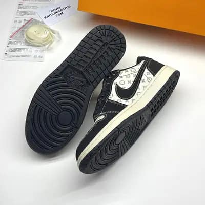 نایک ایر جردن وان لو تراویس اسکات لویی ویتون NIKE AIR JORDAN 1 LOW TRAVIS SCOTT x LOUIS VUITTON