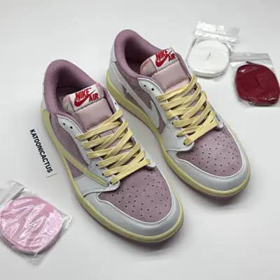نایک ایر جردن وان لو تراویس اسکات صورتی NIKE AIR JORDAN 1 LOW TRAVIS SCOTT