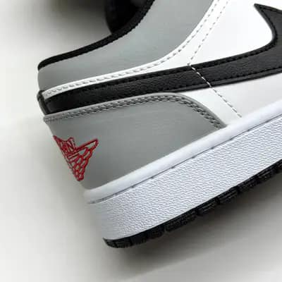 نایک ایر جردن وان لو اسموک گری NIKE AIR JORDAN 1 LOW SMOKE GREY