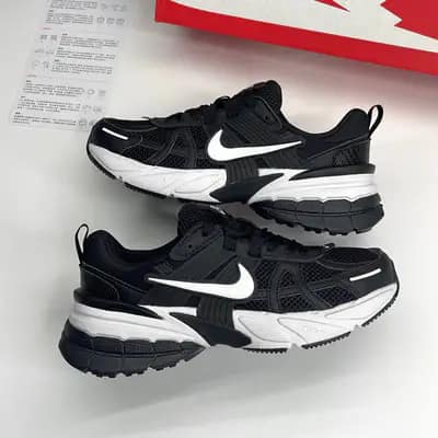 نایک وی تو کی مشکی سفید NIKE V2K