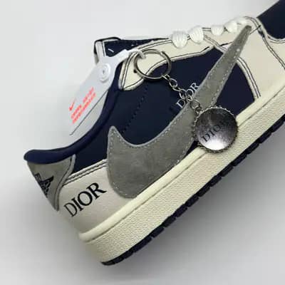 نایک ایر جردن وان لو تراویس اسکات دیور NIKE AIR JORDAN 1 LOW TRAVIS SCOTT X DIOR