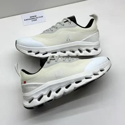 آن کلودتیلت لوئوه سفید ON CLOUDTILT x LOEWE