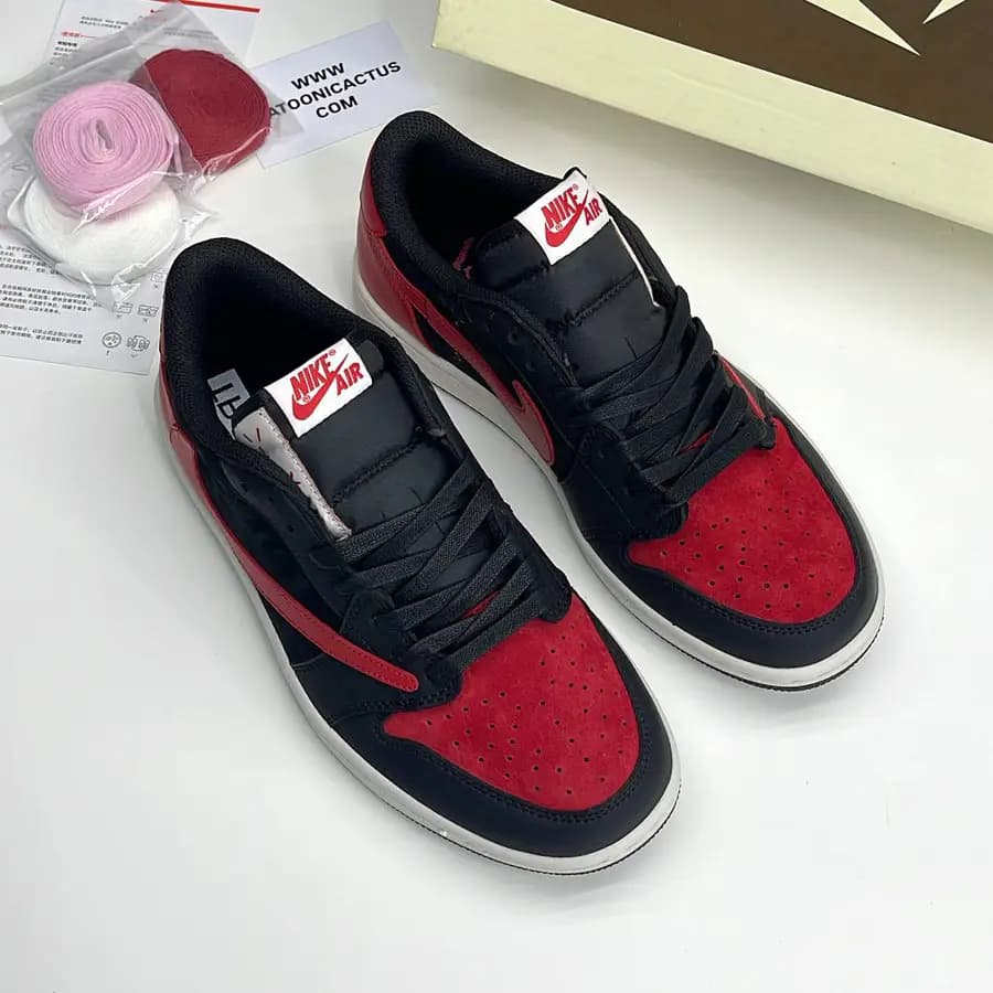 نایک ایر جردن وان لو تراویس اسکات برد مشکی قرمز NIKE AIR JORDAN 1 LOW TRAVIS SCOTT BRED