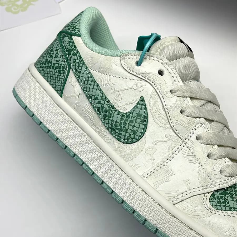نایک ایر جردن وان لو ماری NIKE AIR JORDAN 1 LOW YEAR OF THE SNAKE 2025