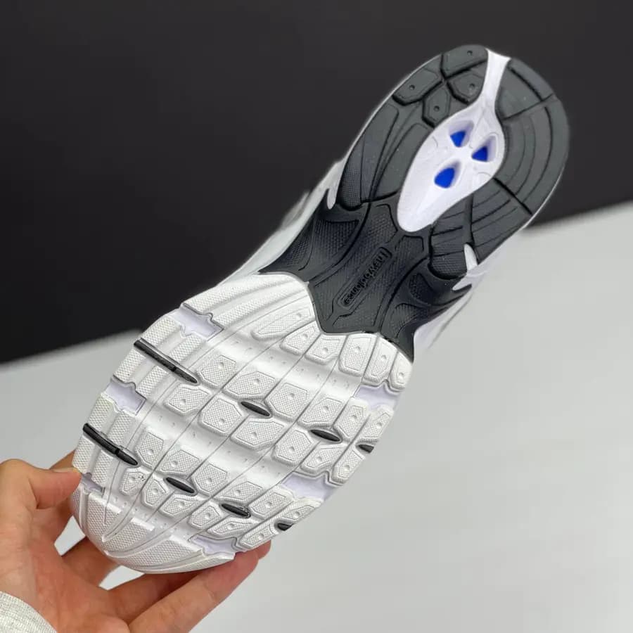 نیوبالانس 530 سفید مشکی NEW BALANCE 530