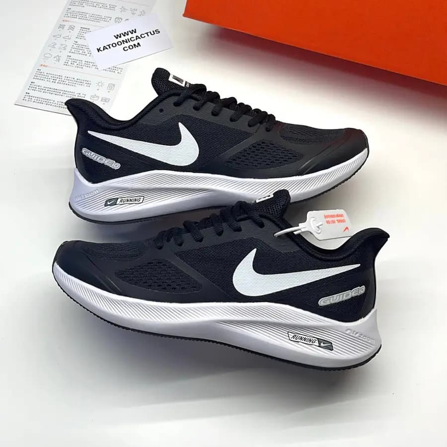 نایک گاید 10 مشکی سفید NIKE GUIDE 10