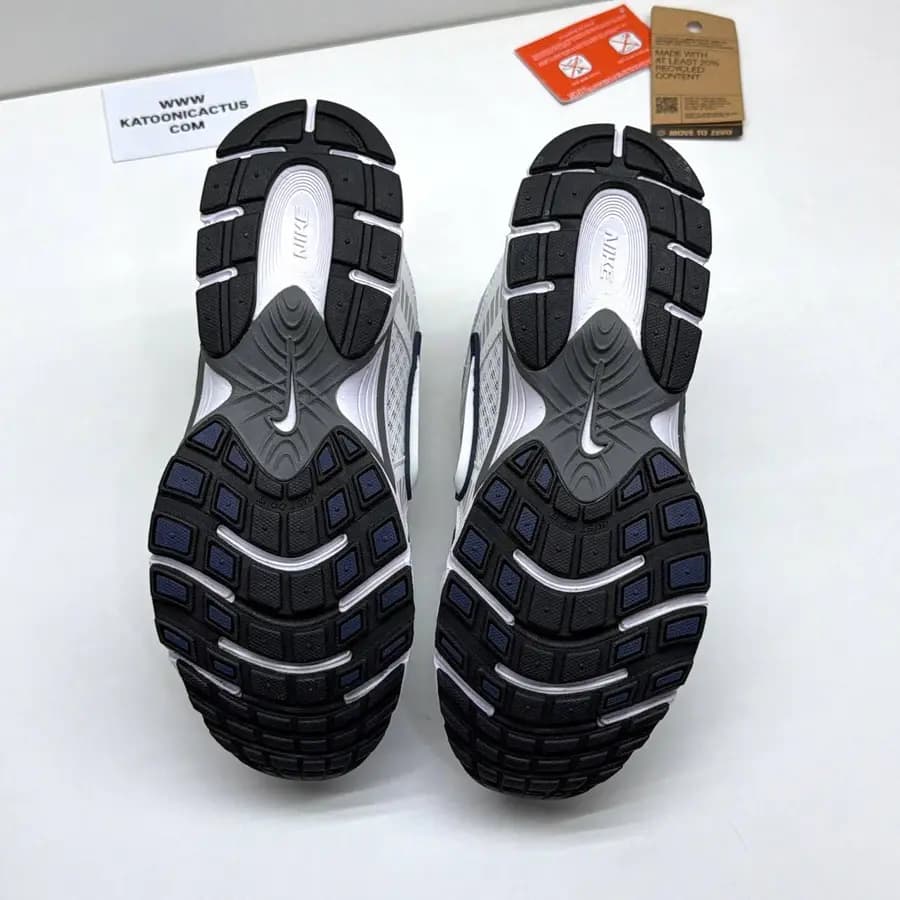 نایک وی فایو آر ان آر سفید سورمه ای NIKE V5 RNR