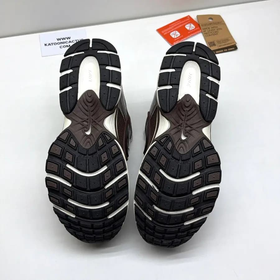 نایک وی فایو آر ان آر قهوه ای NIKE V5 RNR