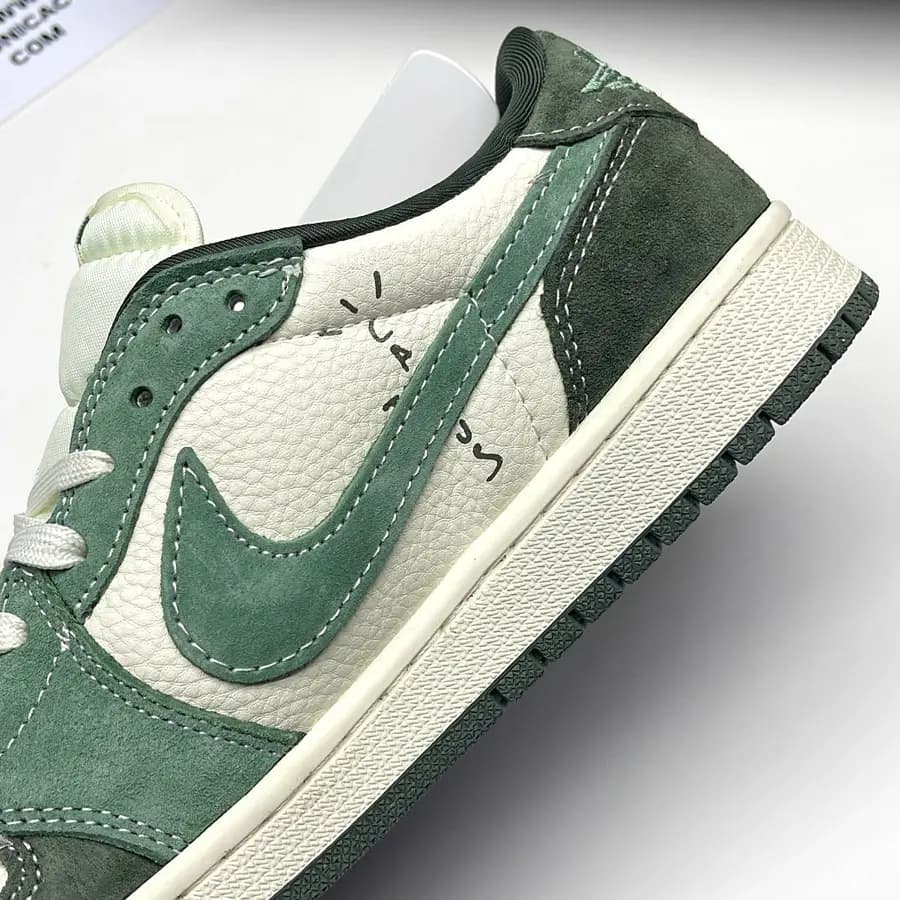 نایک ایر جردن وان لو تراویس اسکات گوچی NIKE AIR JORDAN 1 LOW TRAVIS SCOTT x GUCCI