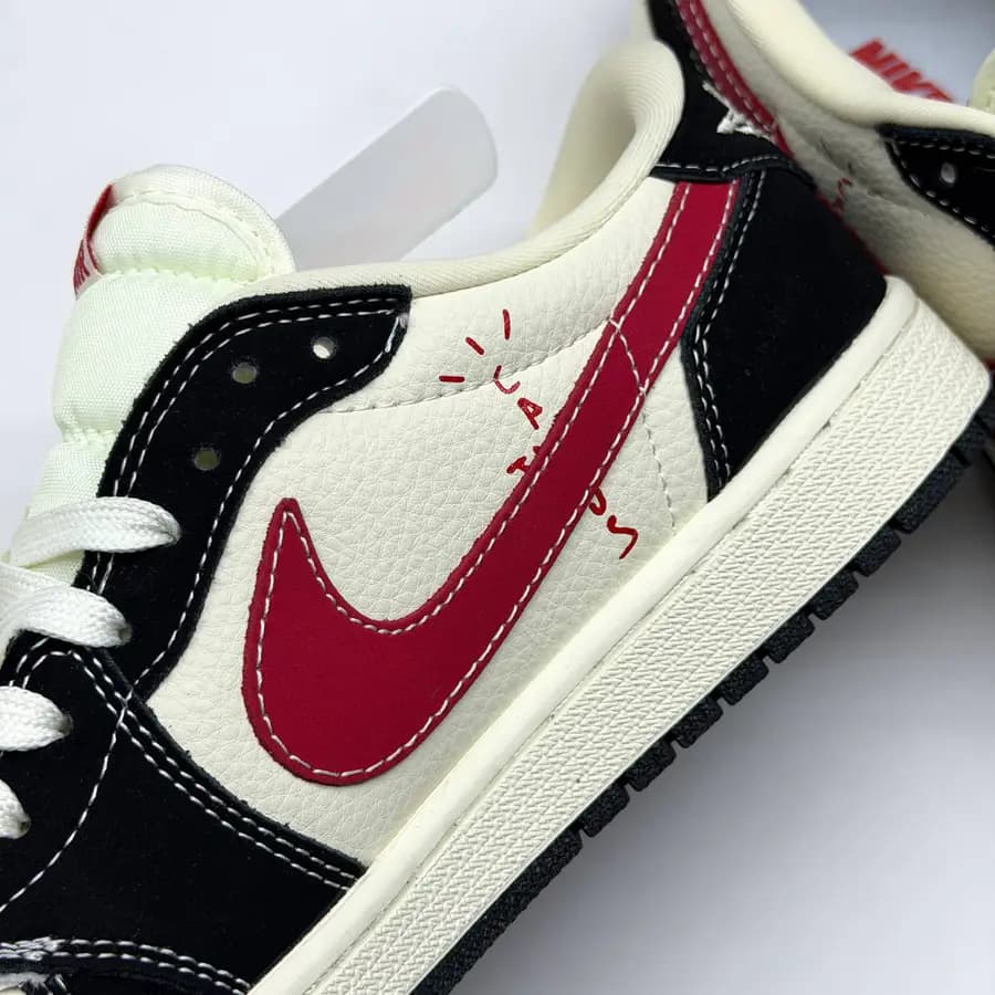 نایک ایر جردن وان لو تراویس اسکات کاز NIKE AIR JORDAN 1 LOW TRAVIS SCOTT X KAWZ
