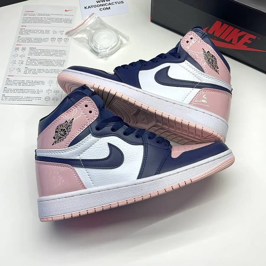 نایک ایر جردن وان ساقدار اتمسفر سورمه ای صورتی NIKE AIR JORDAN 1 HIGH ATMOSPHERE