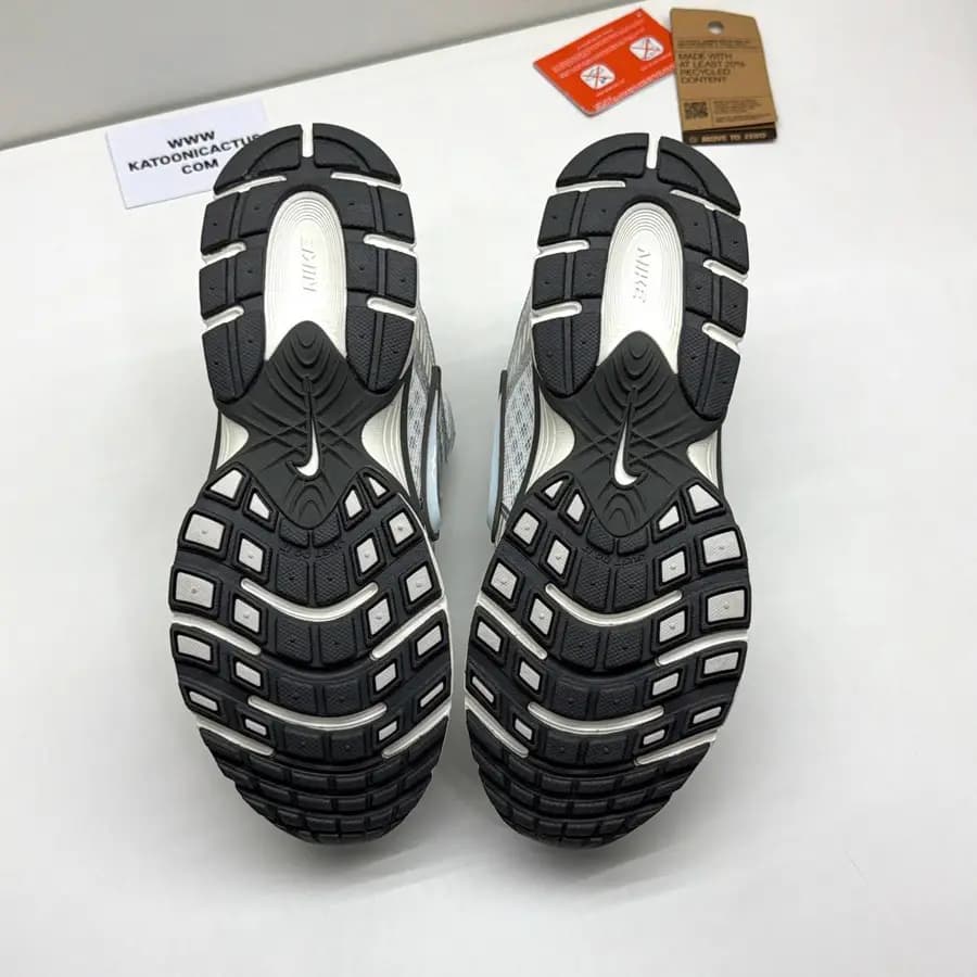 نایک وی فایو آر ان آر سفید آبی NIKE V5 RNR