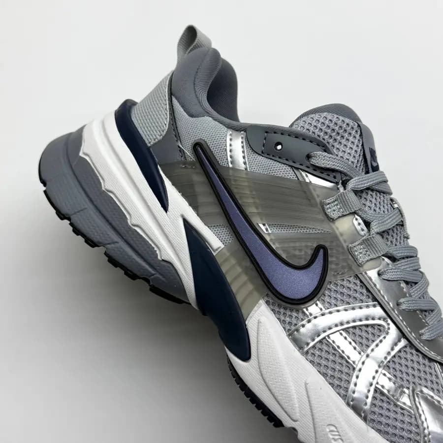 نایک وی تو کی طوسی سورمه ای NIKE V2K