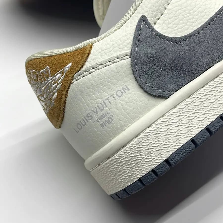 نایک ایر جردن وان لو تراویس اسکات لویی ویتون NIKE AIR JORDAN 1 LOW TRAVIS SCOTT x LOUIS VUITTON